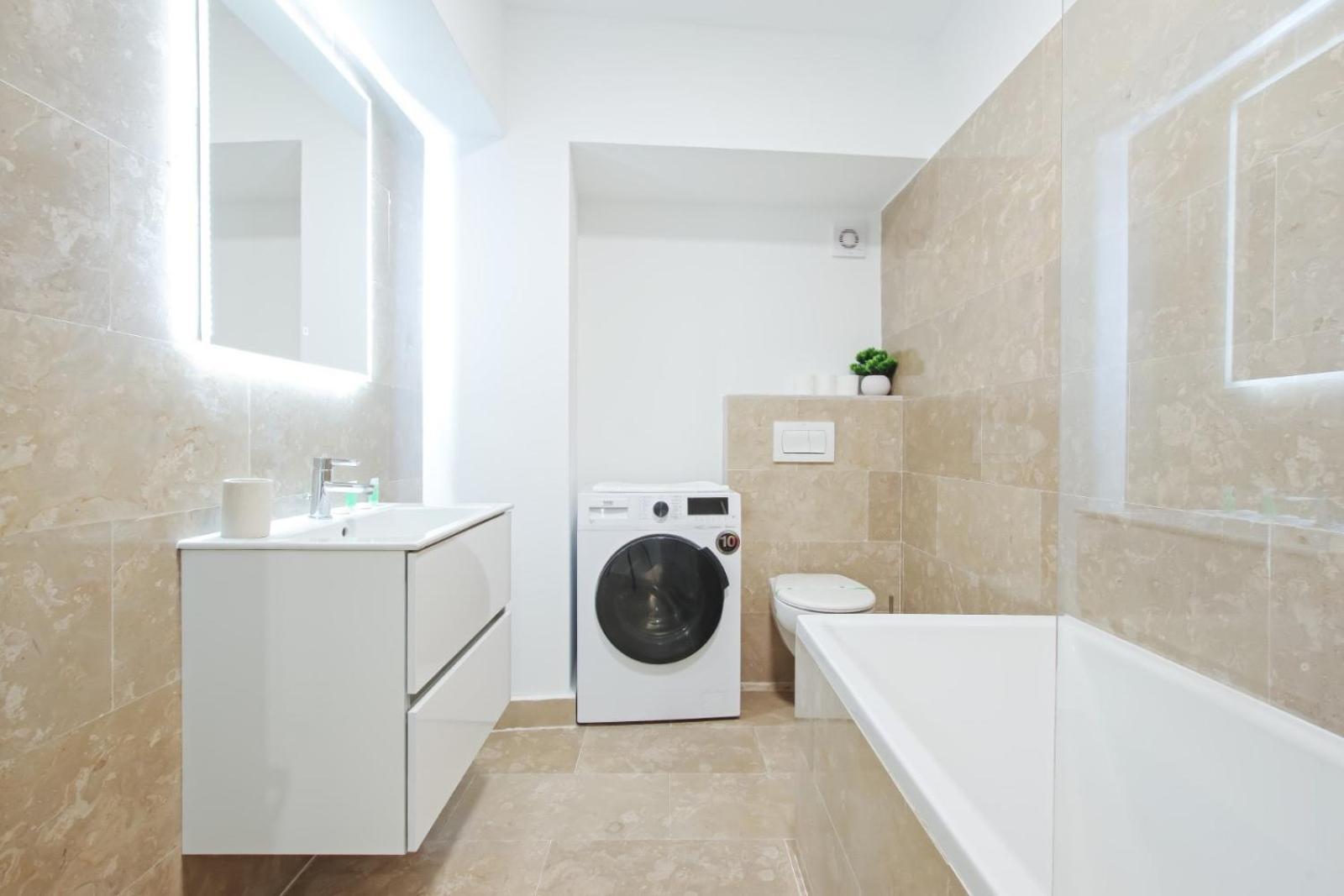 Himson-Blue Apartament ياش المظهر الخارجي الصورة