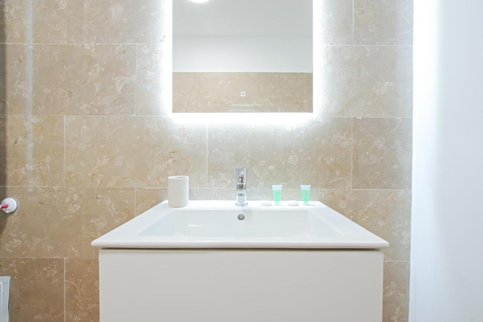 Himson-Blue Apartament ياش المظهر الخارجي الصورة